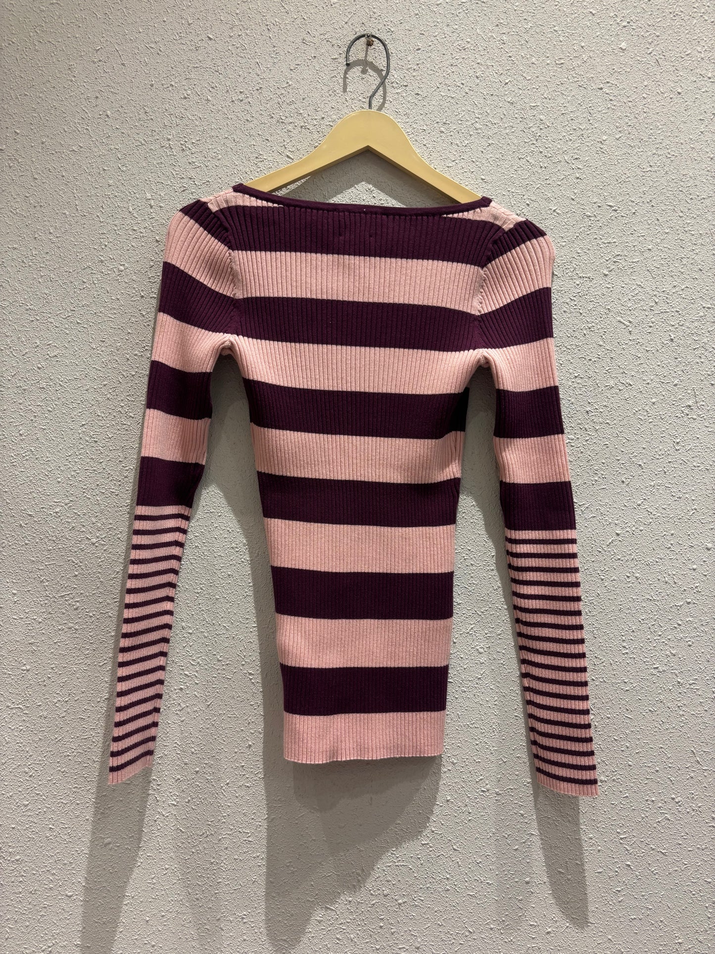 TH Top 0045